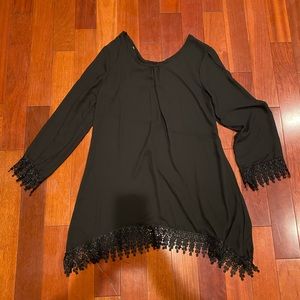 Bathing suit cover up Size XXl but runs small (fit is more a M/L)